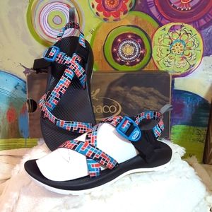 Chacos Youth 6 Z/1 Ecotread equals a woman's size 8